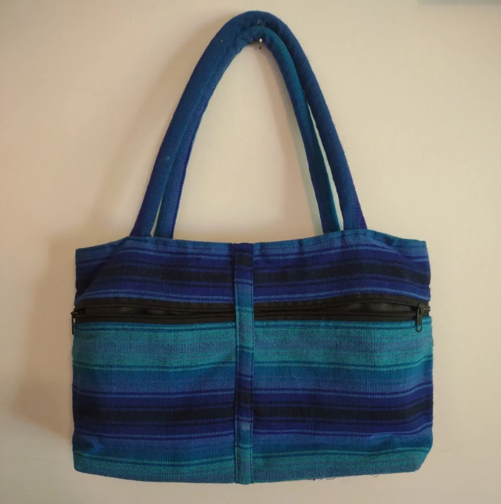 Vibrant Guatemalan Worry Doll Zipper Purse Handbag 9"h X 15"W x  2 1/2"d - Picture 2 of 10